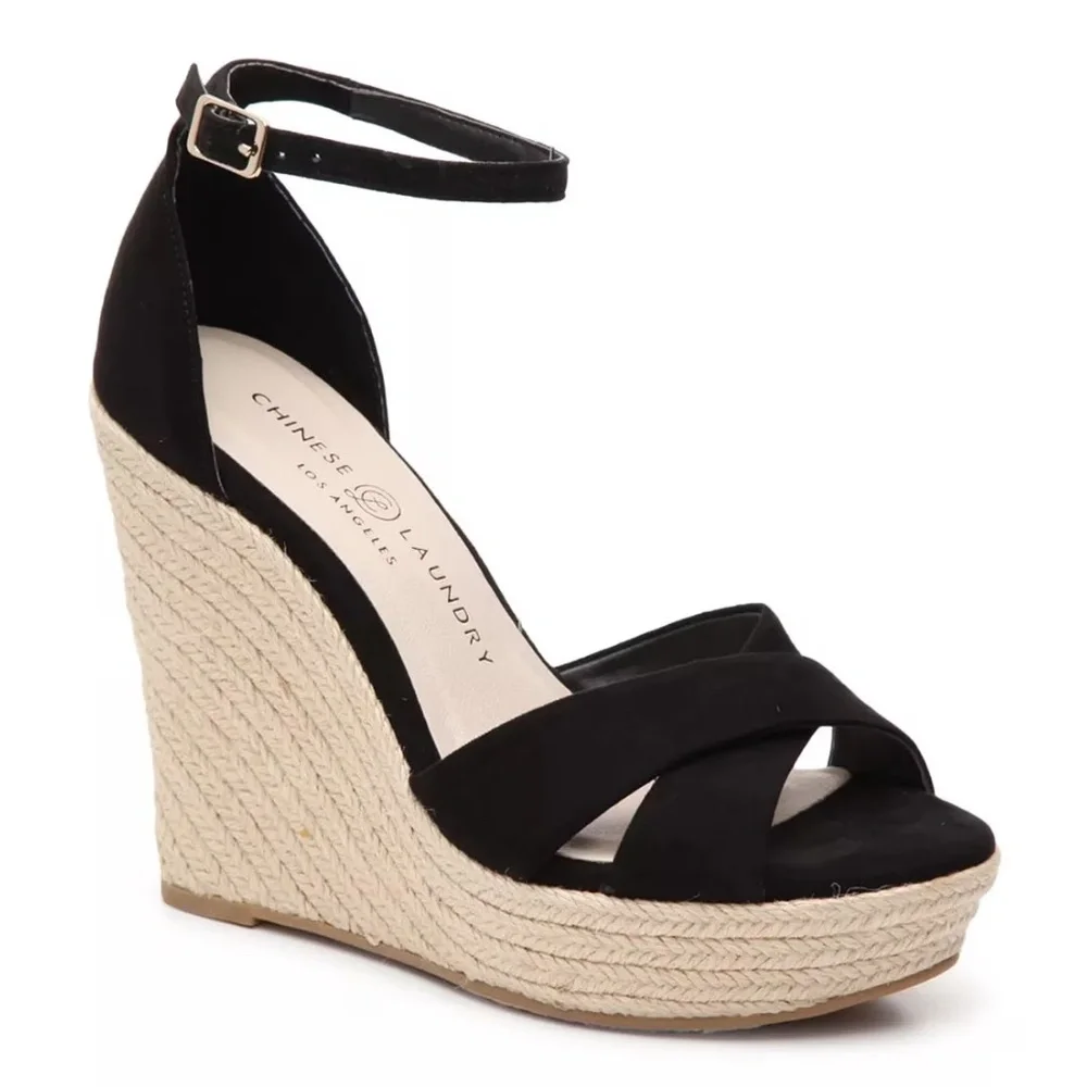 Chinese Laundry Black Wedges Women‎ size 8